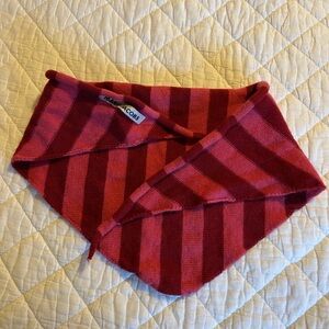 Marc Jacobs Knitted Head Kerchief In Good Vintage Condition